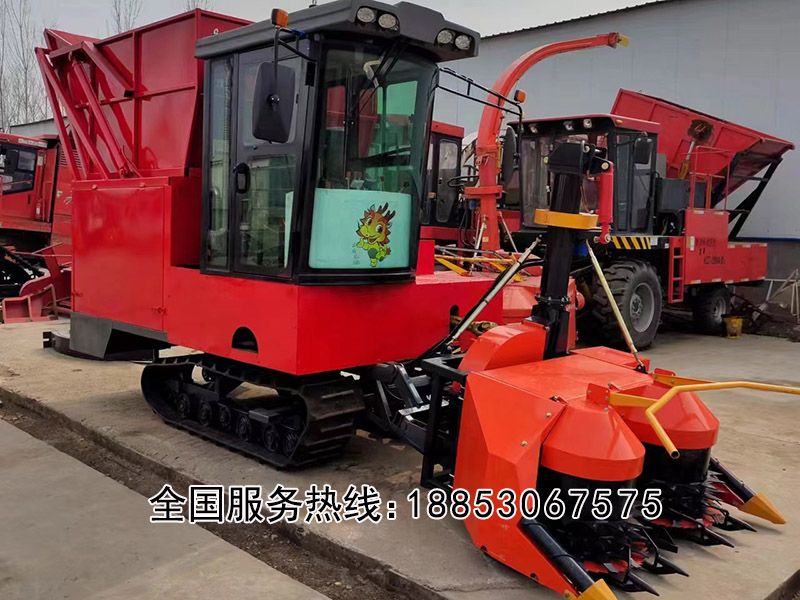履帶自走式青儲機(jī)